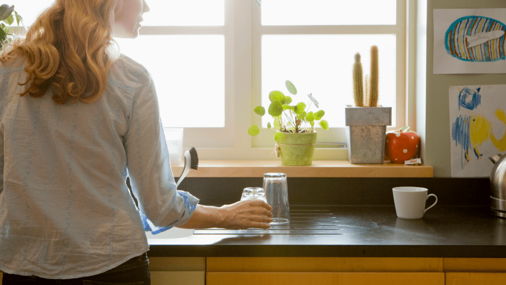 Say This Prayer While Washing The&nbsp;Dishes